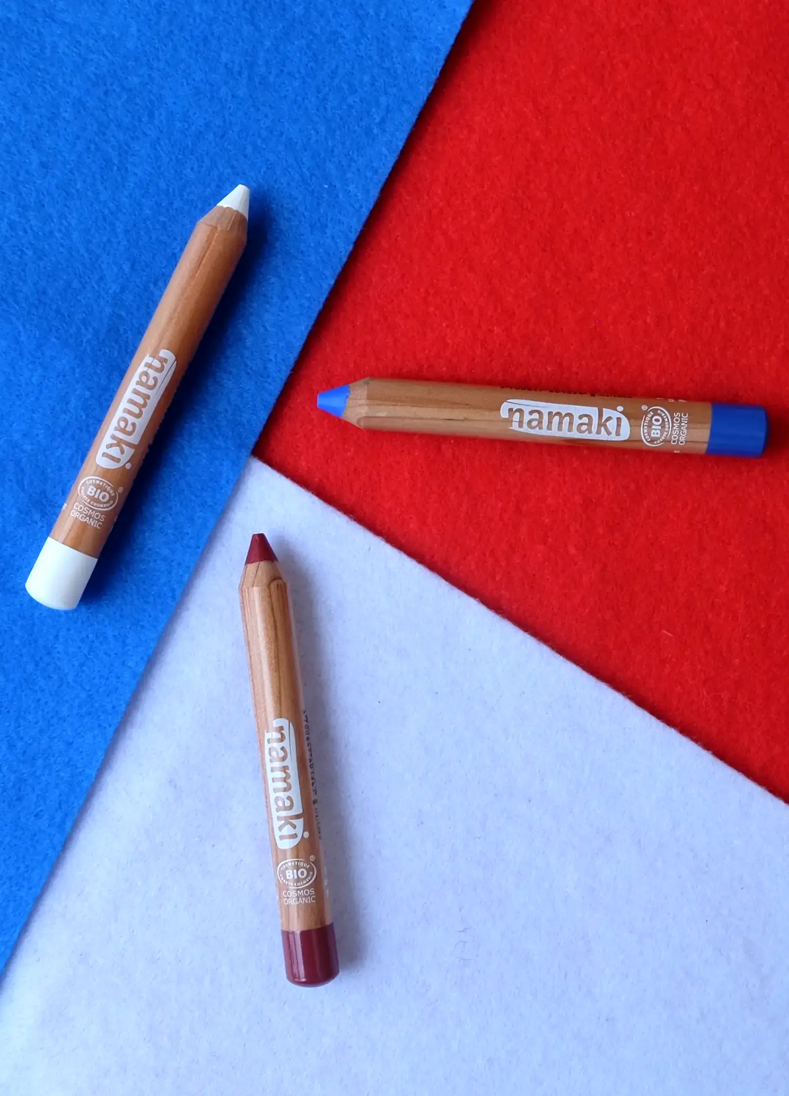 namaki-supporter-bleu-blanc-rouge-3-crayons-maquillage-enfant image 4