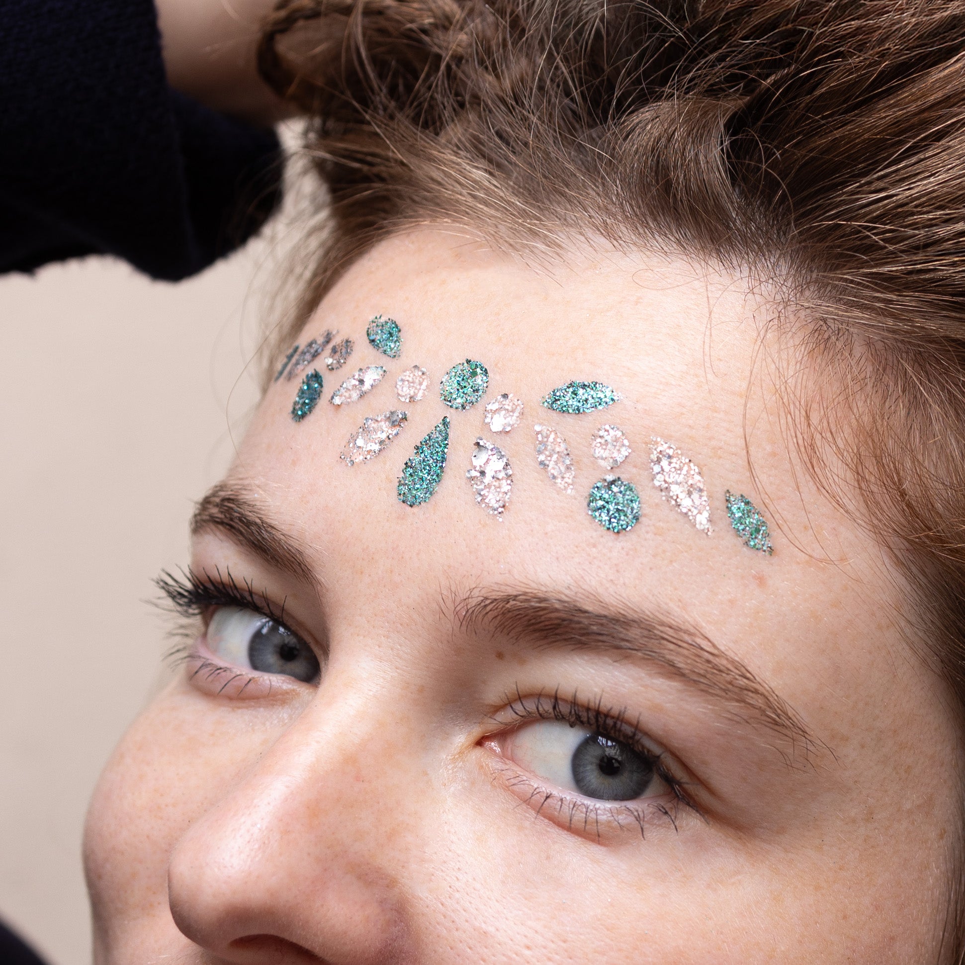 si-si-la-paillette-pochoir-couronne-pochoir-tatouage-paillet-r-utilisable image 2