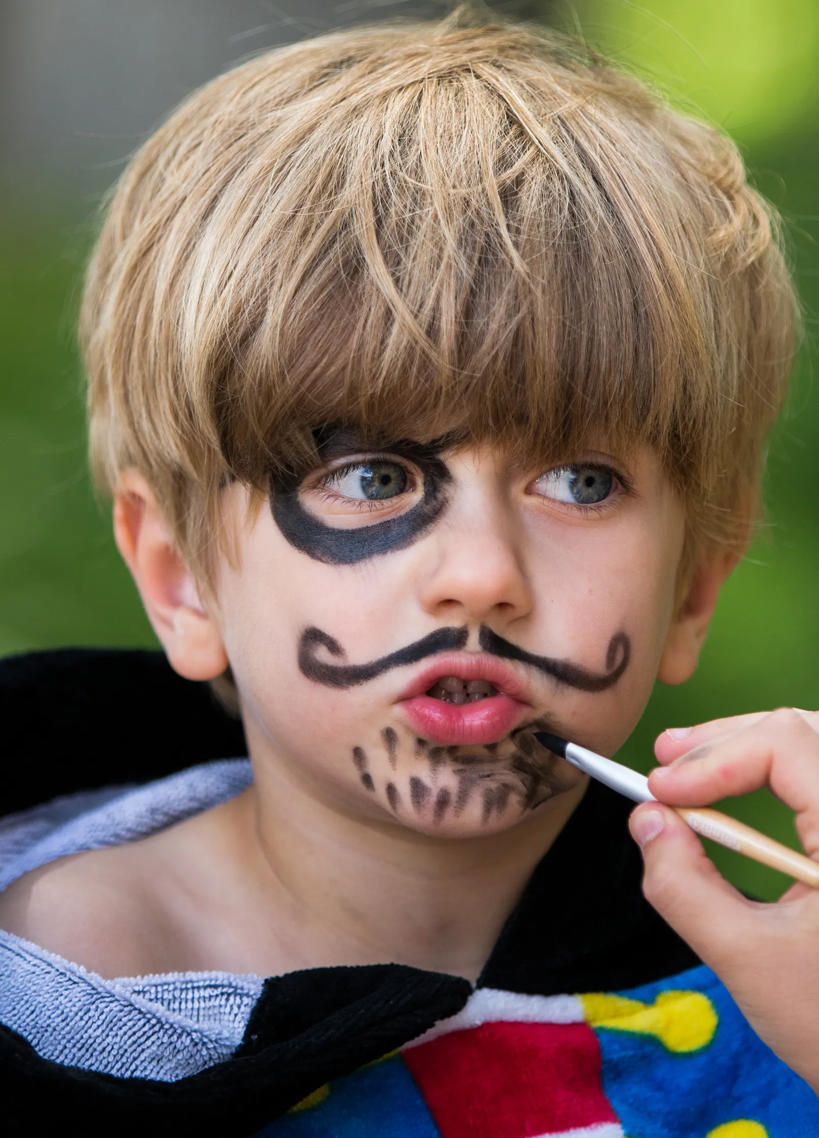 namaki-fard-l-eau-noir-enfant-maquillage-bio image 4