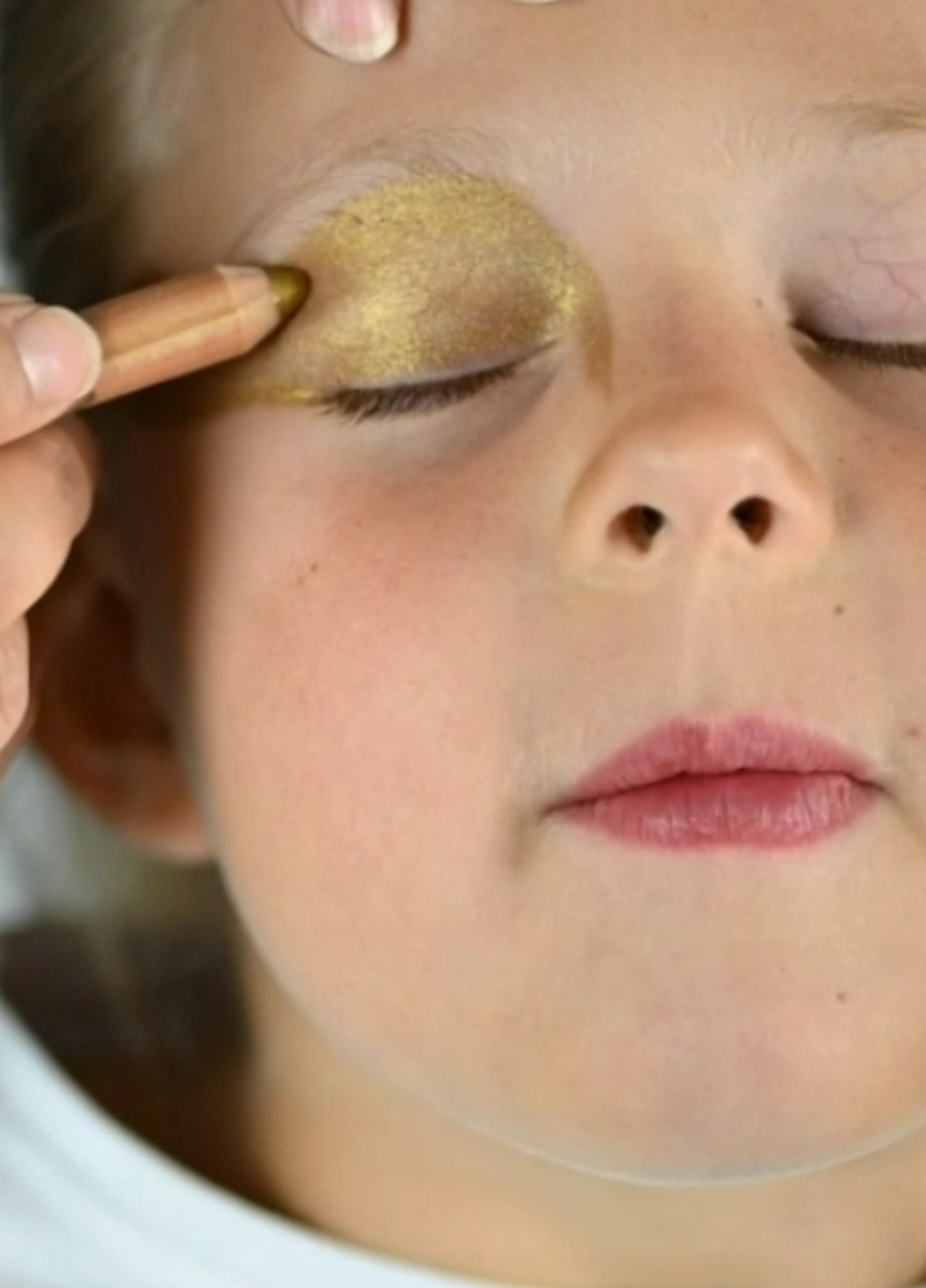 namaki-crayon-maquillage-enfants-gold-jumbo-face-pencil image 3