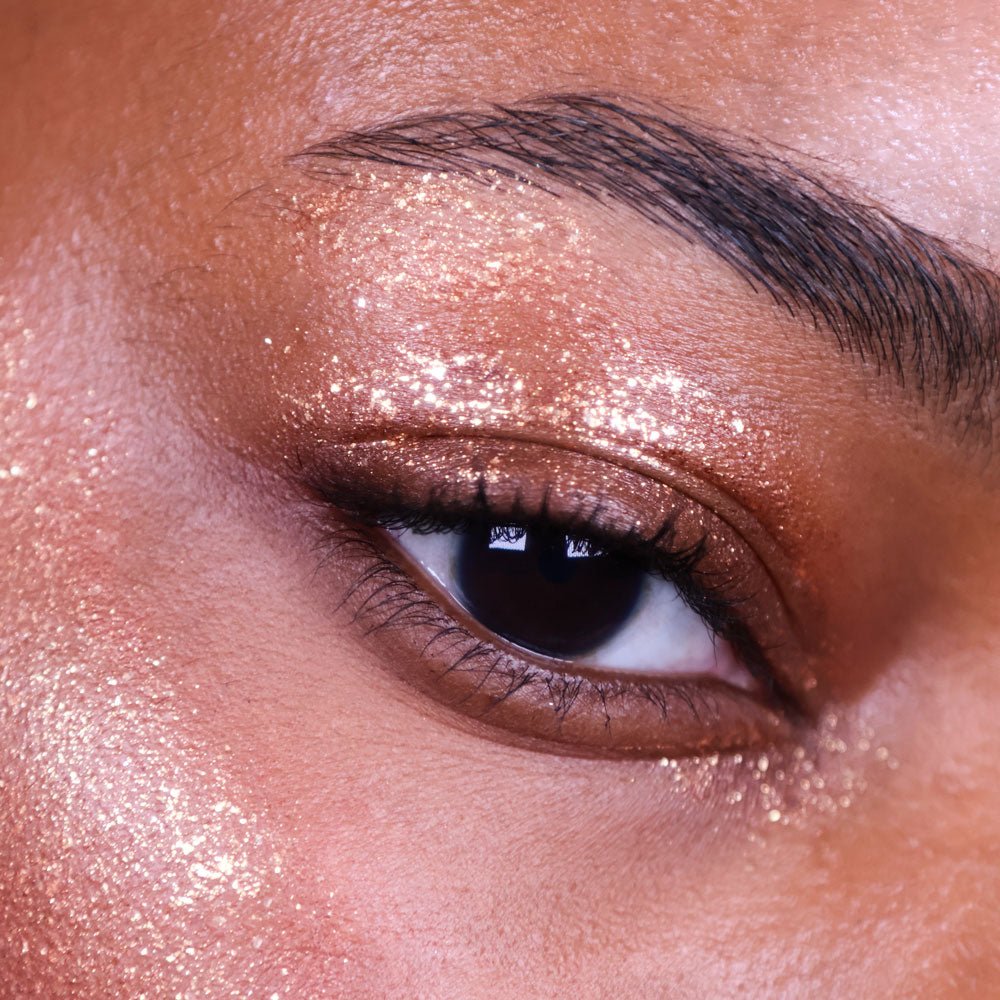 si-si-la-paillette-ultralighter-bronze-highlighter-liquide-paillet image 2