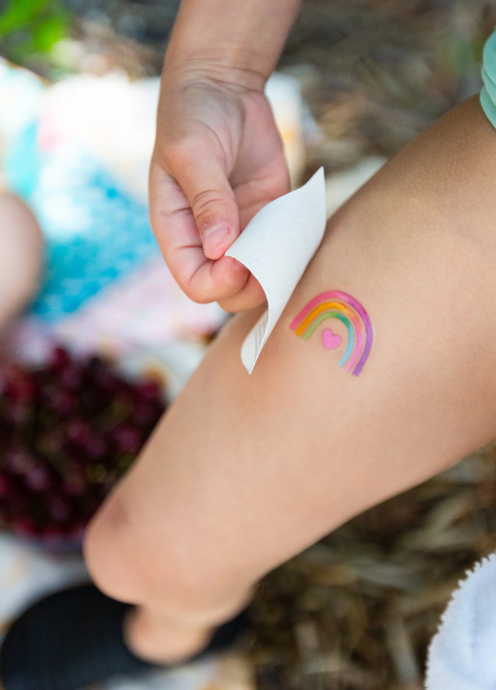 namaki-kit-maquillage-licorne-enfant-4-couleurs image 4