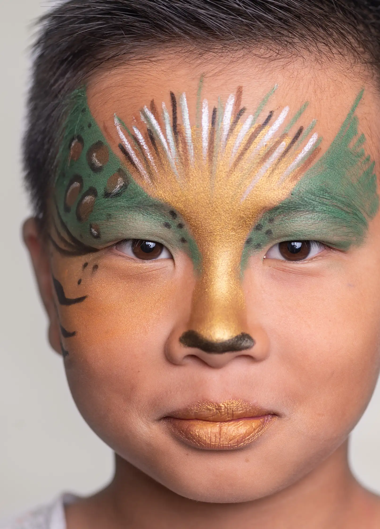namaki-crayon-maquillage-enfants-gold-jumbo-face-pencil image 5