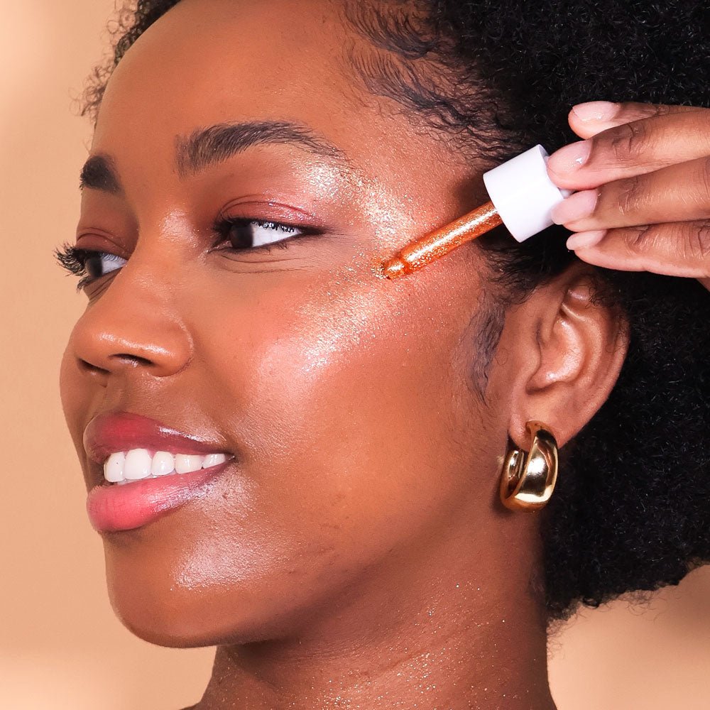 si-si-la-paillette-ultralighter-bronze-highlighter-liquide-paillet image 3
