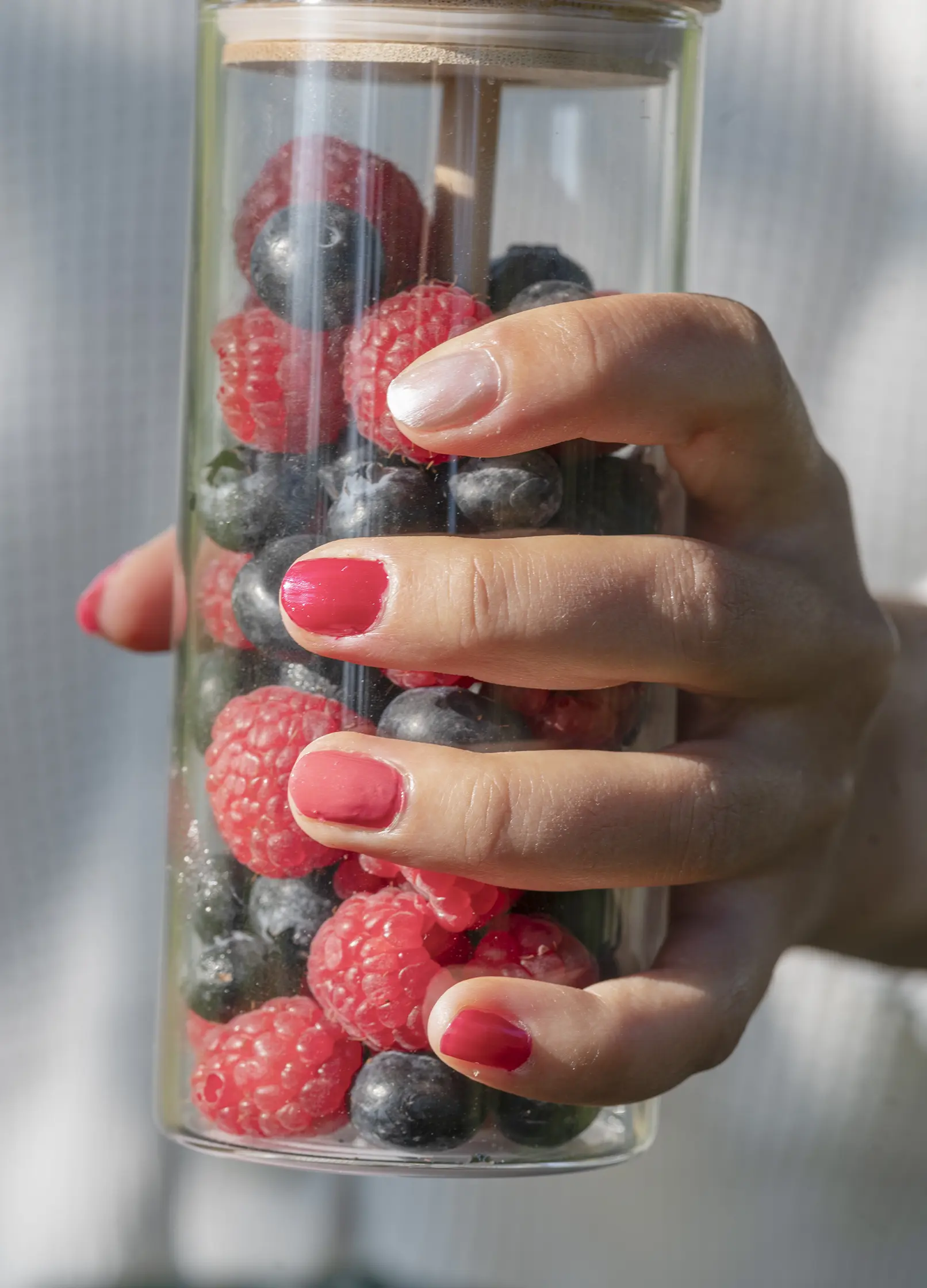 namaki-vernis-ongles-enfant-framboise-base-eau-nacr image 3