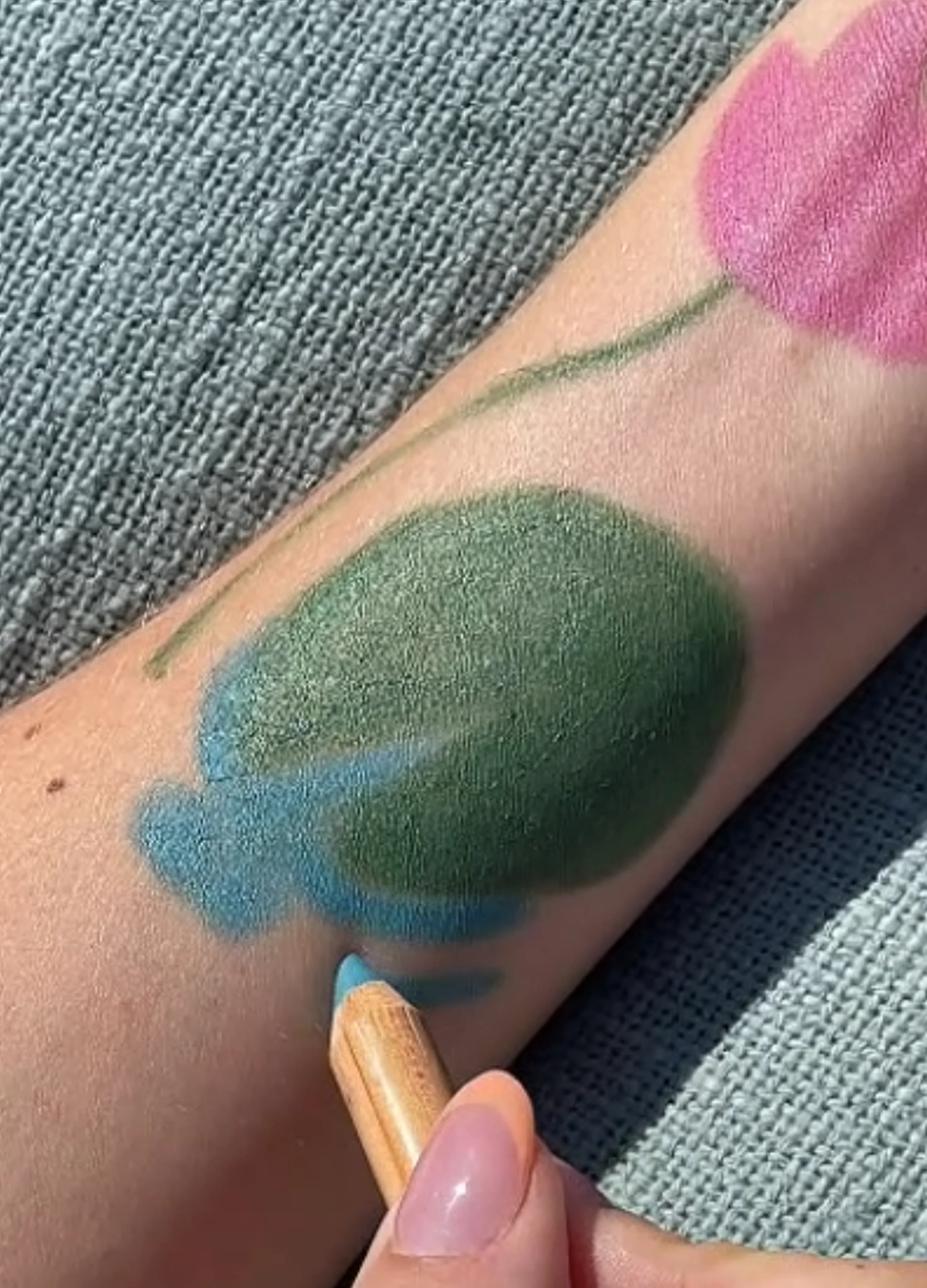 namaki-crayon-de-maquillage-jumbo-enfant-turquoise image 3