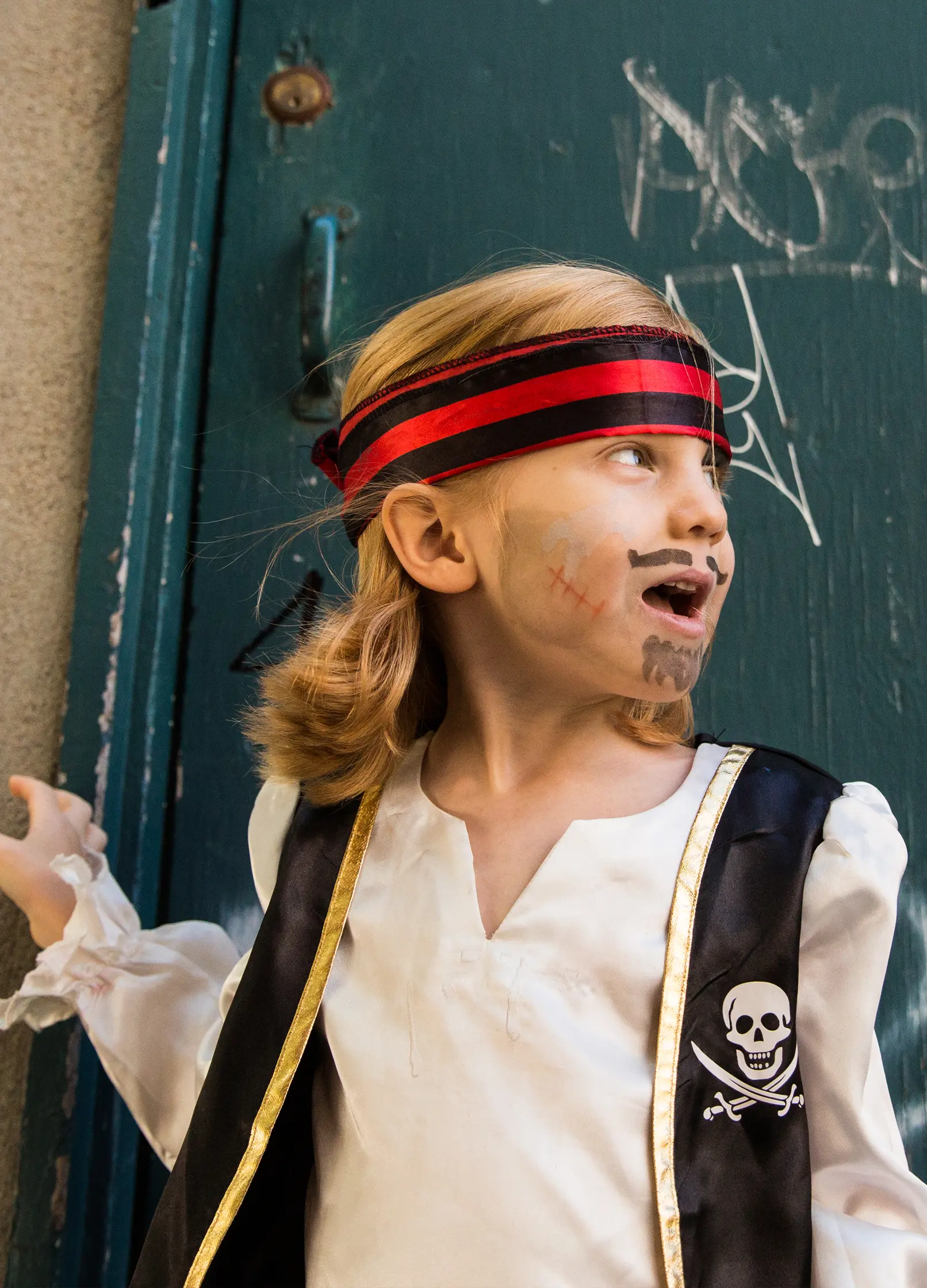 namaki-kit-maquillage-enfant-piraten-paket-d-guisement-pirate image 5