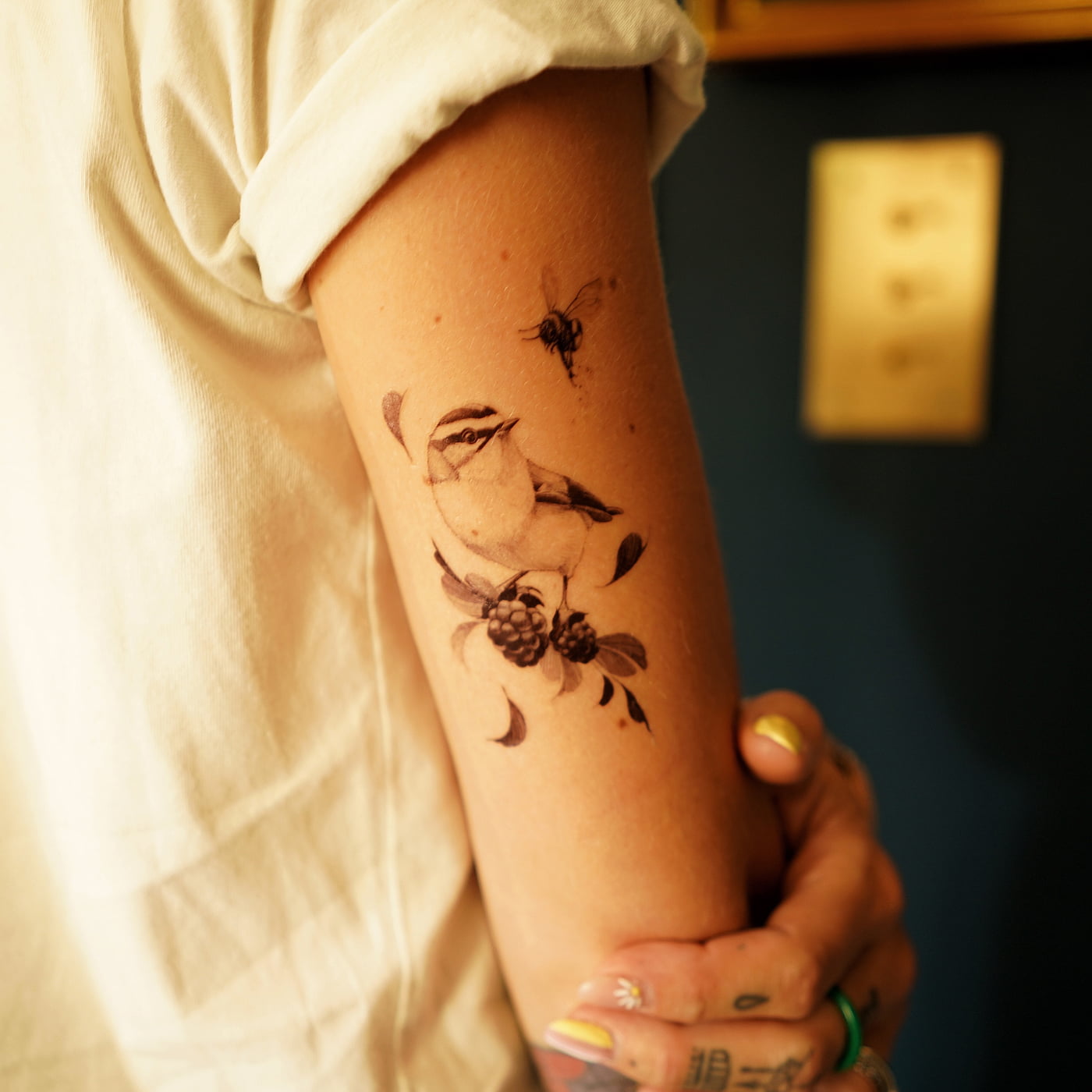 bernard-forever-l-amour-est-dans-les-pr-s-tatouages-ph-m-res image 3