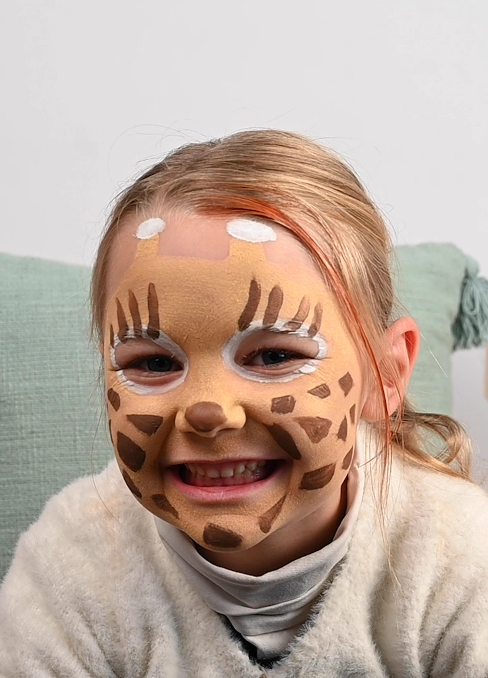 namaki-palette-maquillage-3-couleurs-lion-et-girafe-or-blanc-marron image 3