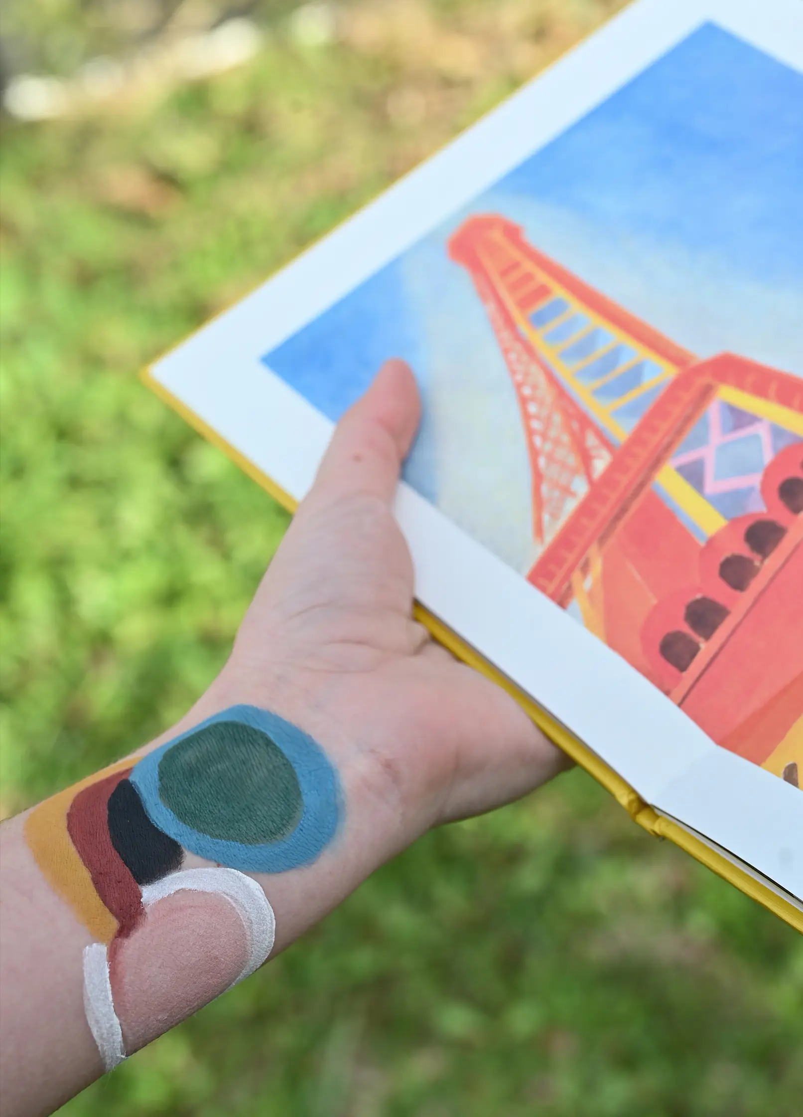 namaki-livre-robert-delaunay-la-tour-eiffel-activit-peinture-enfant image 3