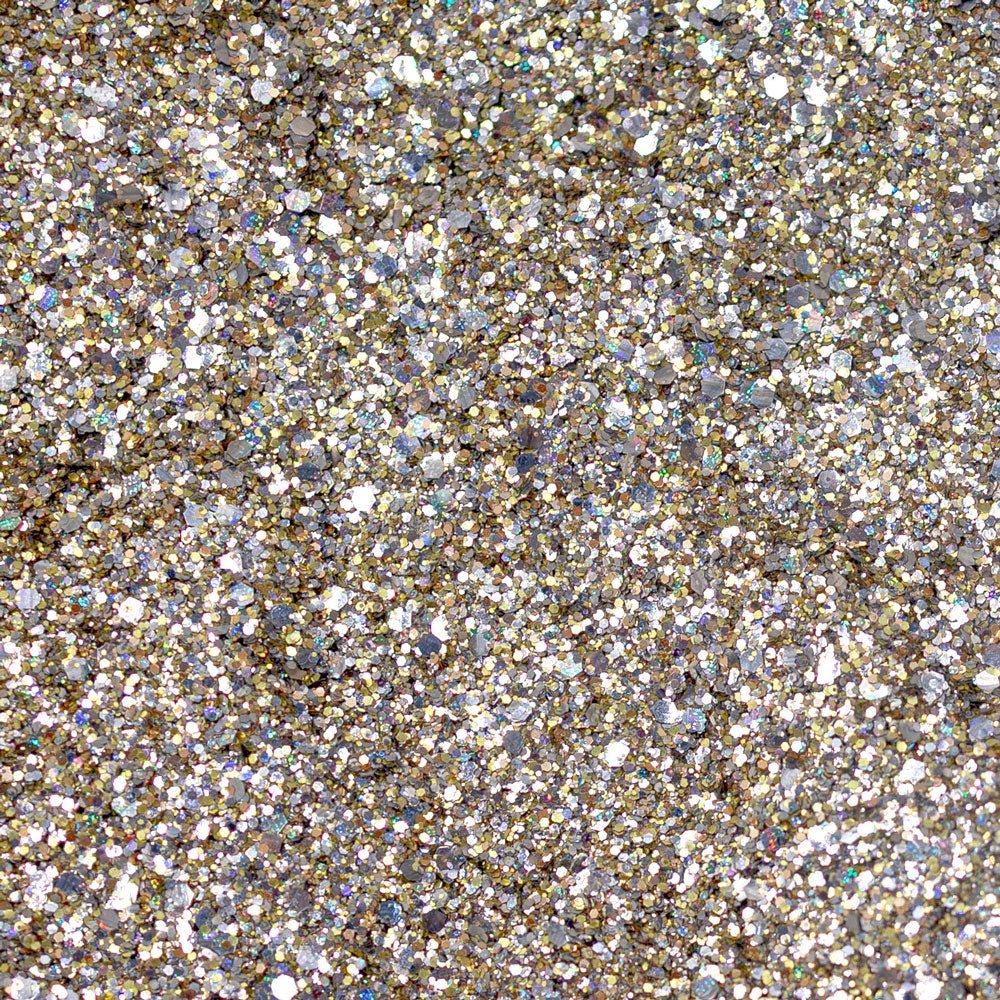 si-si-la-paillette-runway-by-thefrenchbeautyboy-paillettes-dor-et-holographique image 4